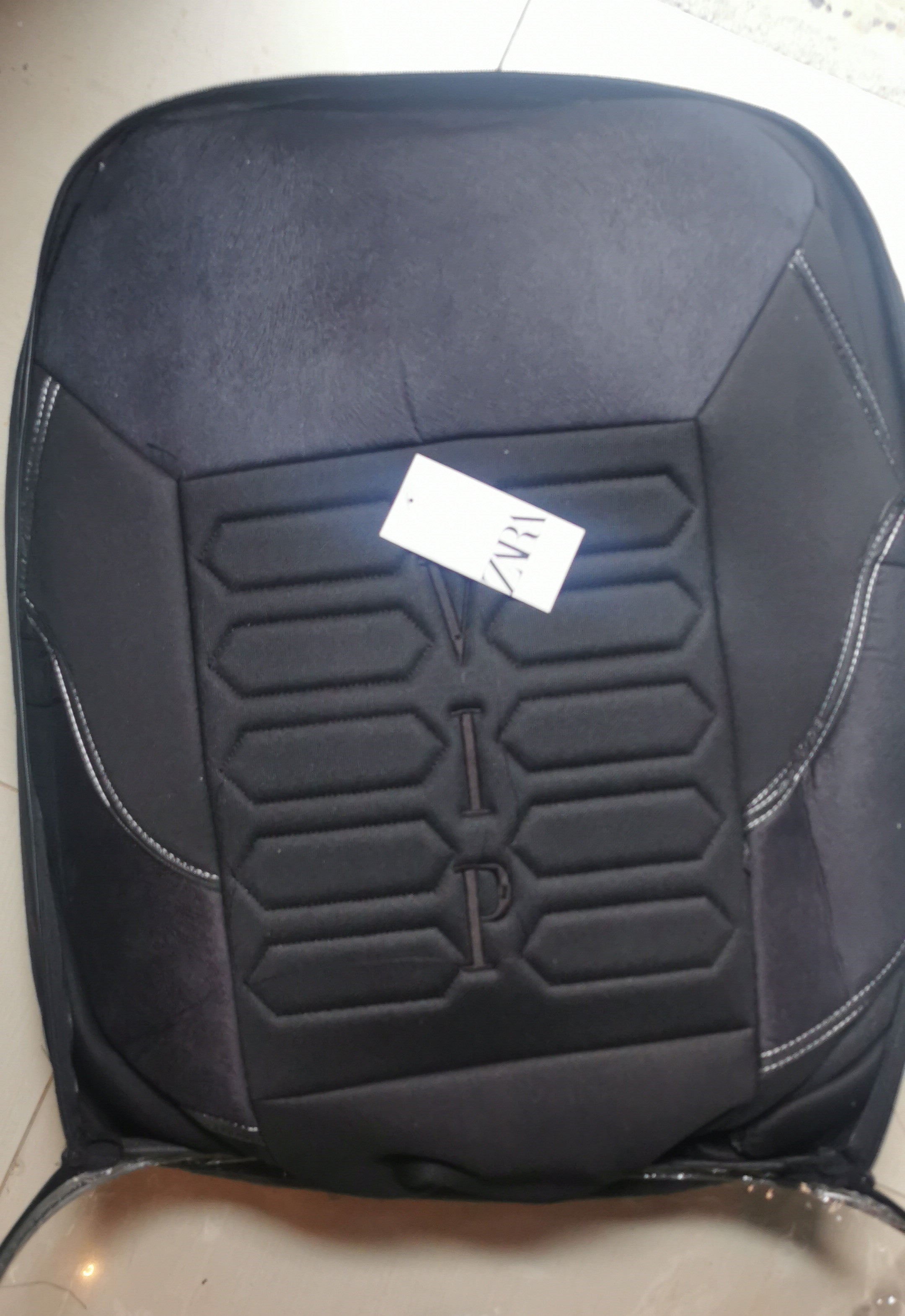 pack de voiture 4PCS طقم السيارة 4قطع